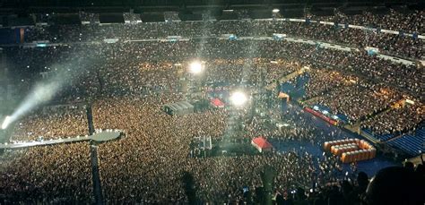 El Concierto de Tormenta en el Estadio Santiago Bernabéu: Una Noche de Estrellas y Emoción Desbordante!